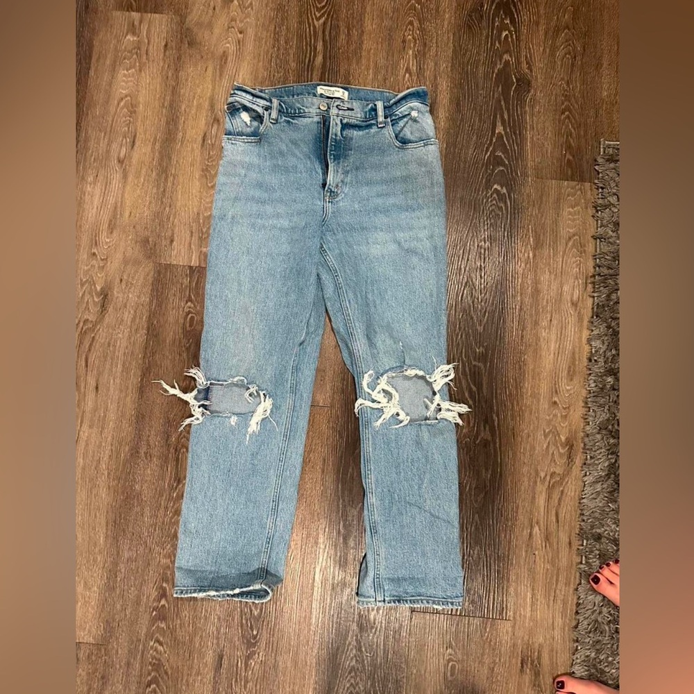 Abercrombie ultra high rise 90s straight jean